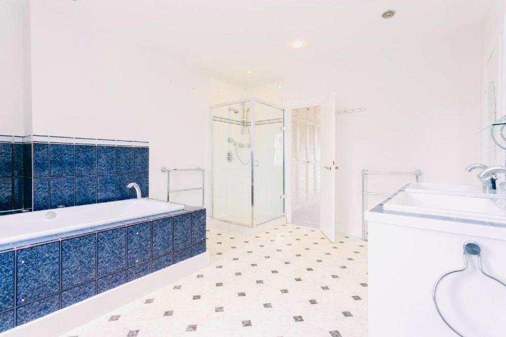 Lovely Apartments Around Kensington And Chelsea Locations W8 Sw5 Sw3 Sw10 By Ricky & Giustina Londen Buitenkant foto